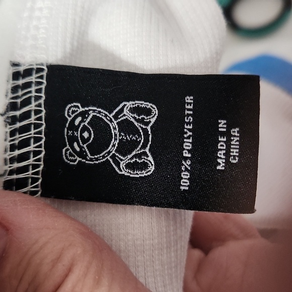 Entree LS Countries Flags Sweatshirt - Picture 9 of 10